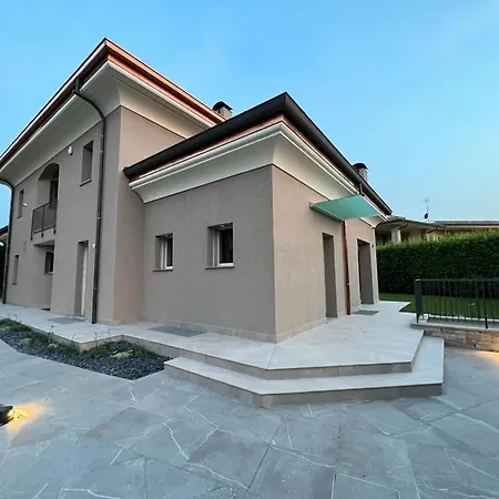 Gledizia Bed & Breakfast 3*